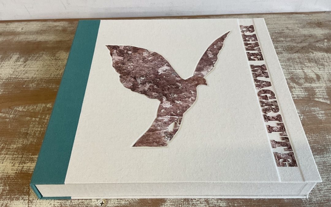 091 実家のマグリット