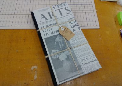 09宿題　新聞表紙