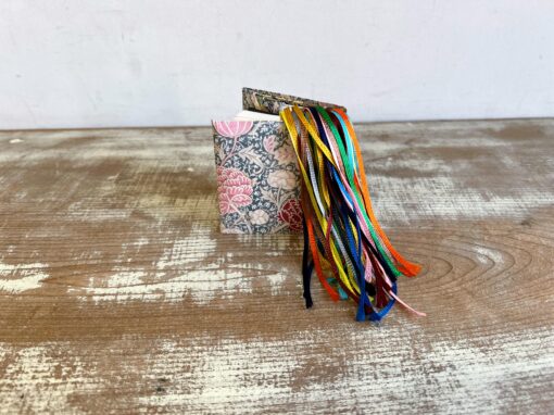 厚着の豆本ノート